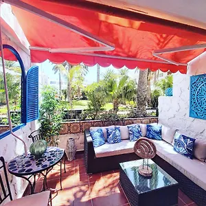 tropical-garden-view-with-pool.in-canary-islands.com/